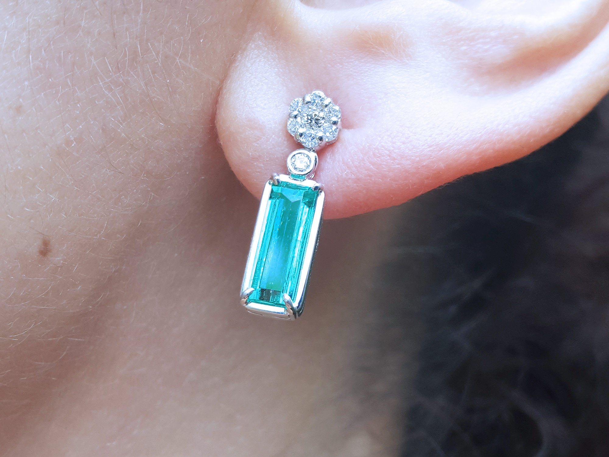Cluster diamond natural emerald earrings