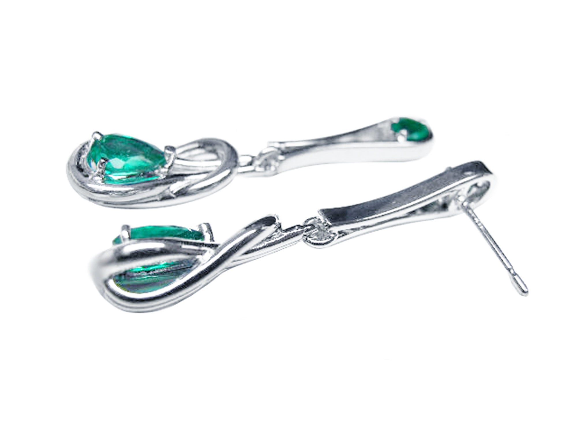 May&#39;s birthstone Love Knot emerald earrings