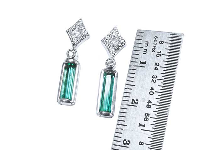Muzo emerald earrings for sale