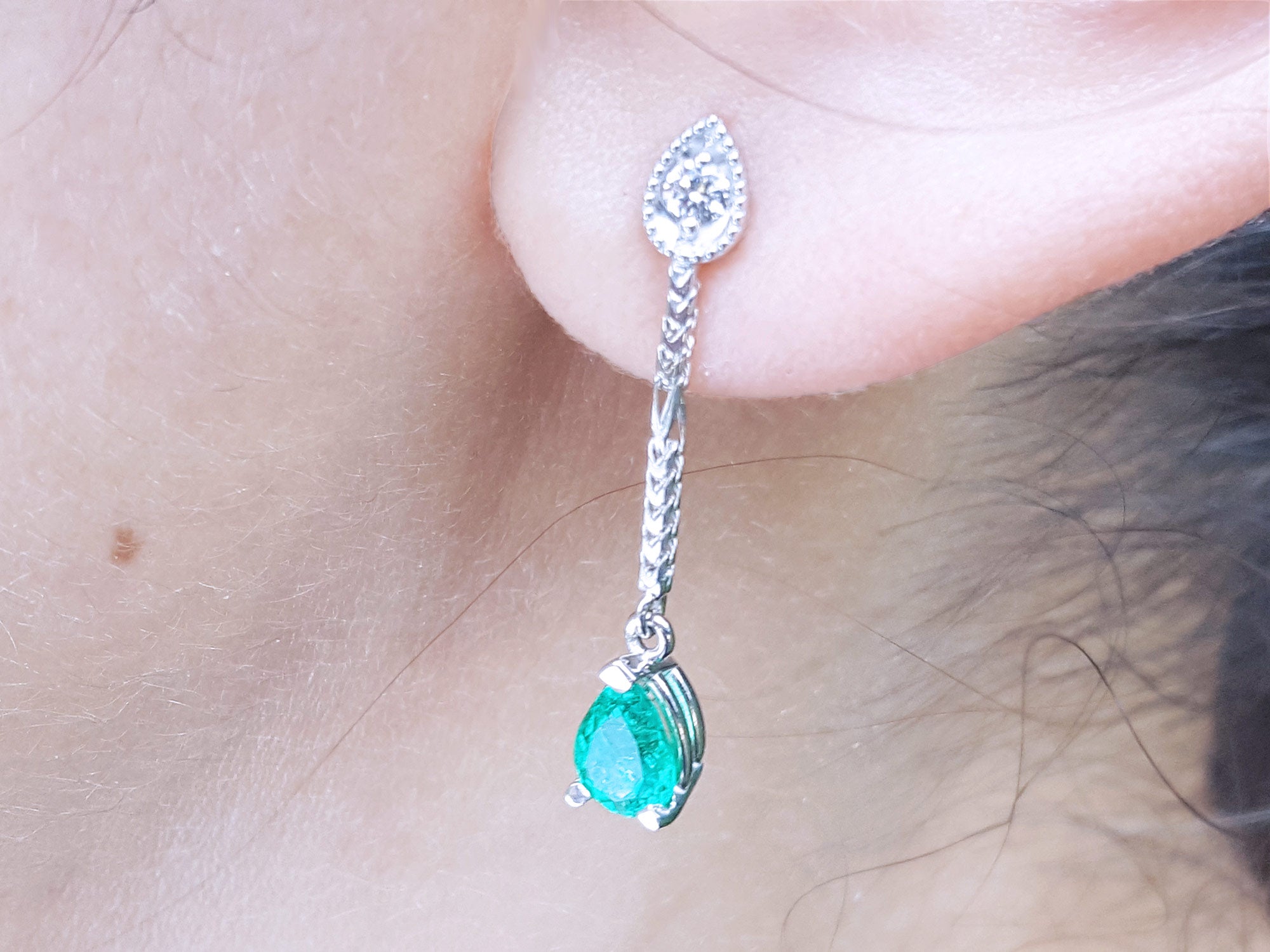 Natural emerald dangle earrings
