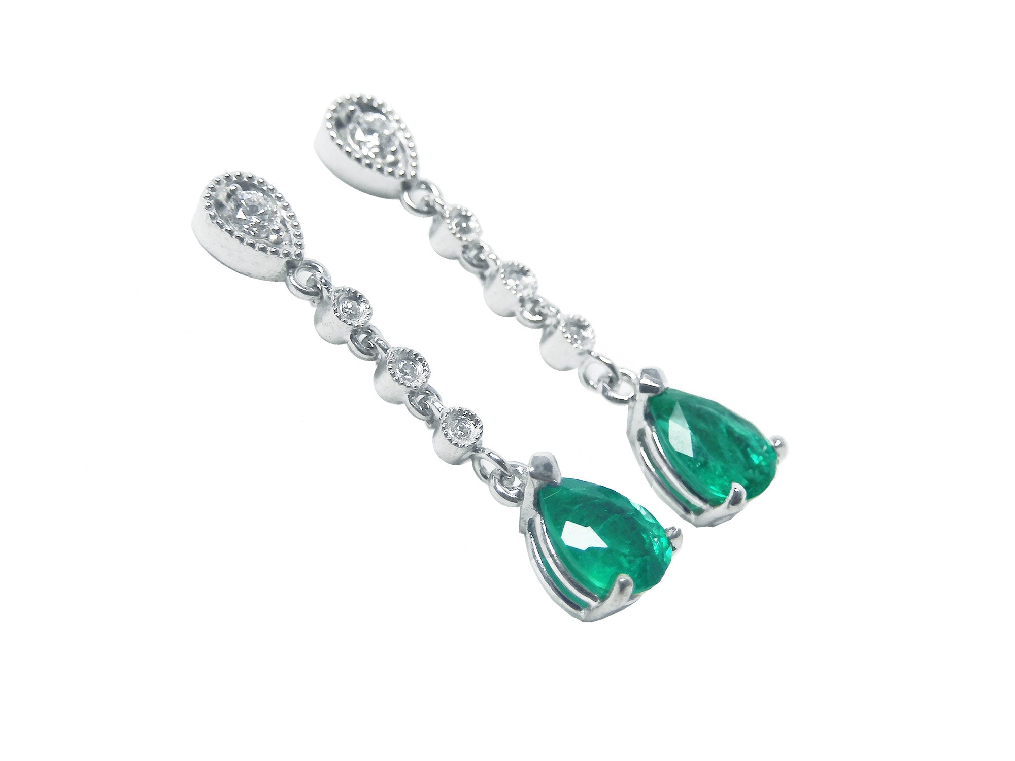 Natural emerald jewelry for women