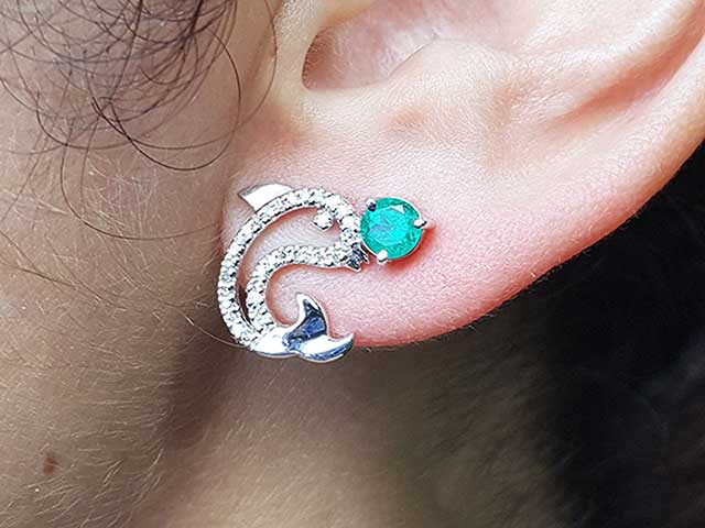 Emerald dolphine earrings
