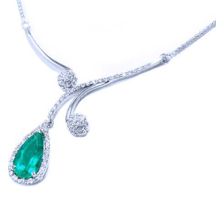 Natural Emerald necklace this is a real emerald source from the Muzo mines in Colombia, set in 18k white gold