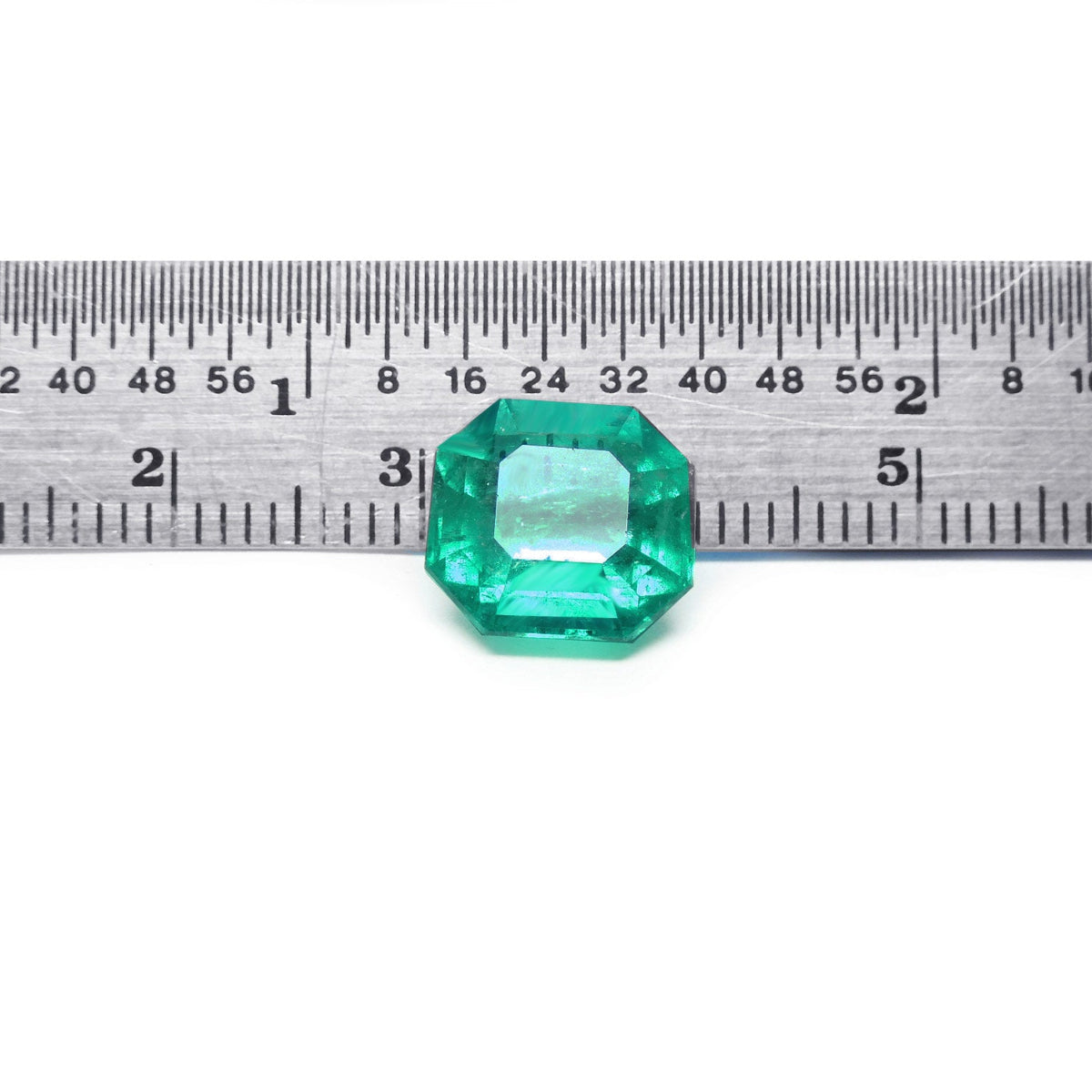 Loose emerald-cut emerald