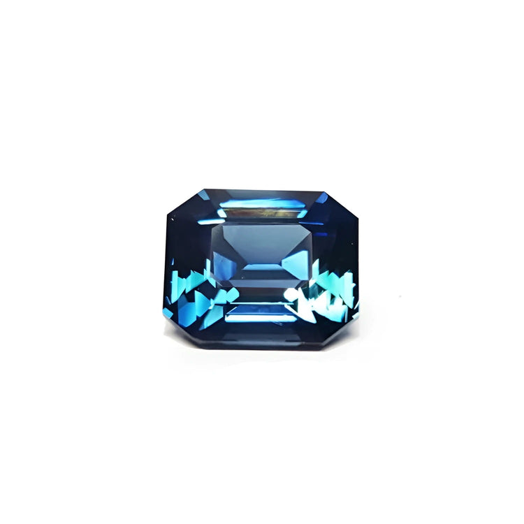 Loose sapphire GIA certified natural untreated emerald cut, eye clean sparkling and crystalline intense blue-green color, Ceylon (Sri Lanka).