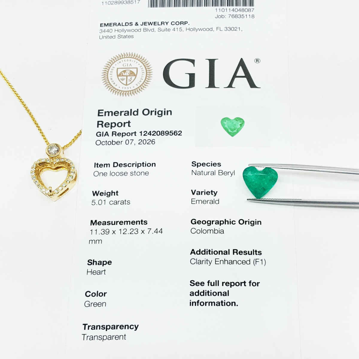 GIA report of a natural colombian emerald heart cut 5.01 ct.