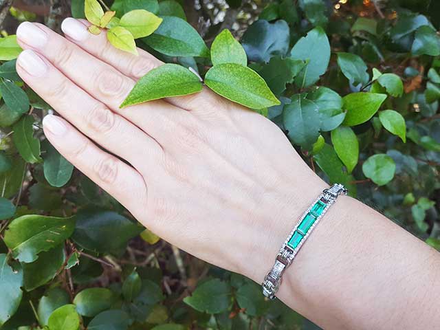 Real emerald bracelet for women