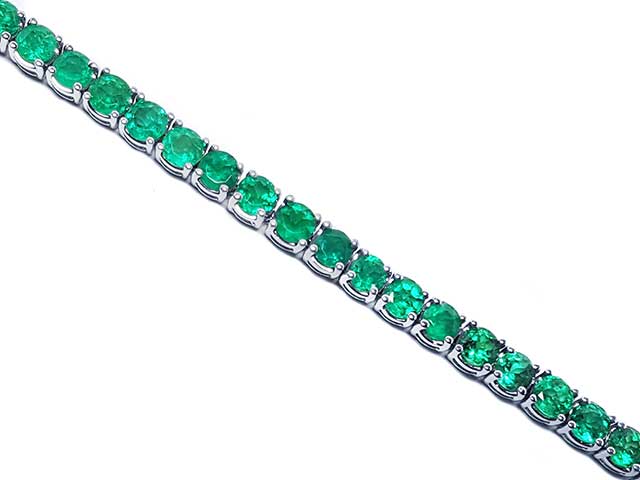 Deep green Colombian emerald tennis bracelet