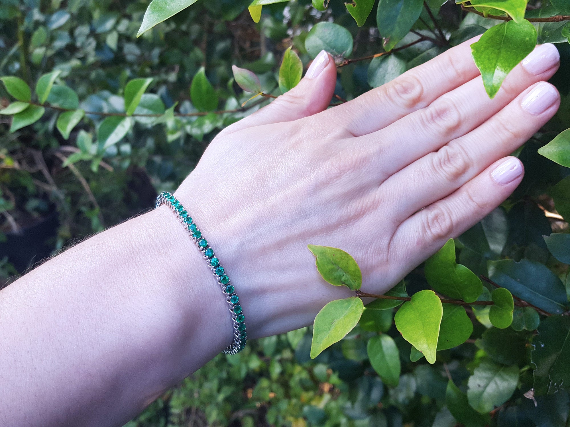 White gold Emerald tennis bracelets for sale