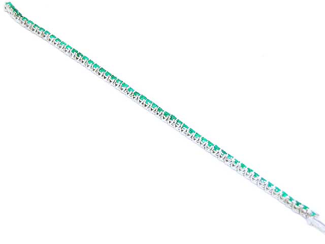 Emerald gold bracelet for woman