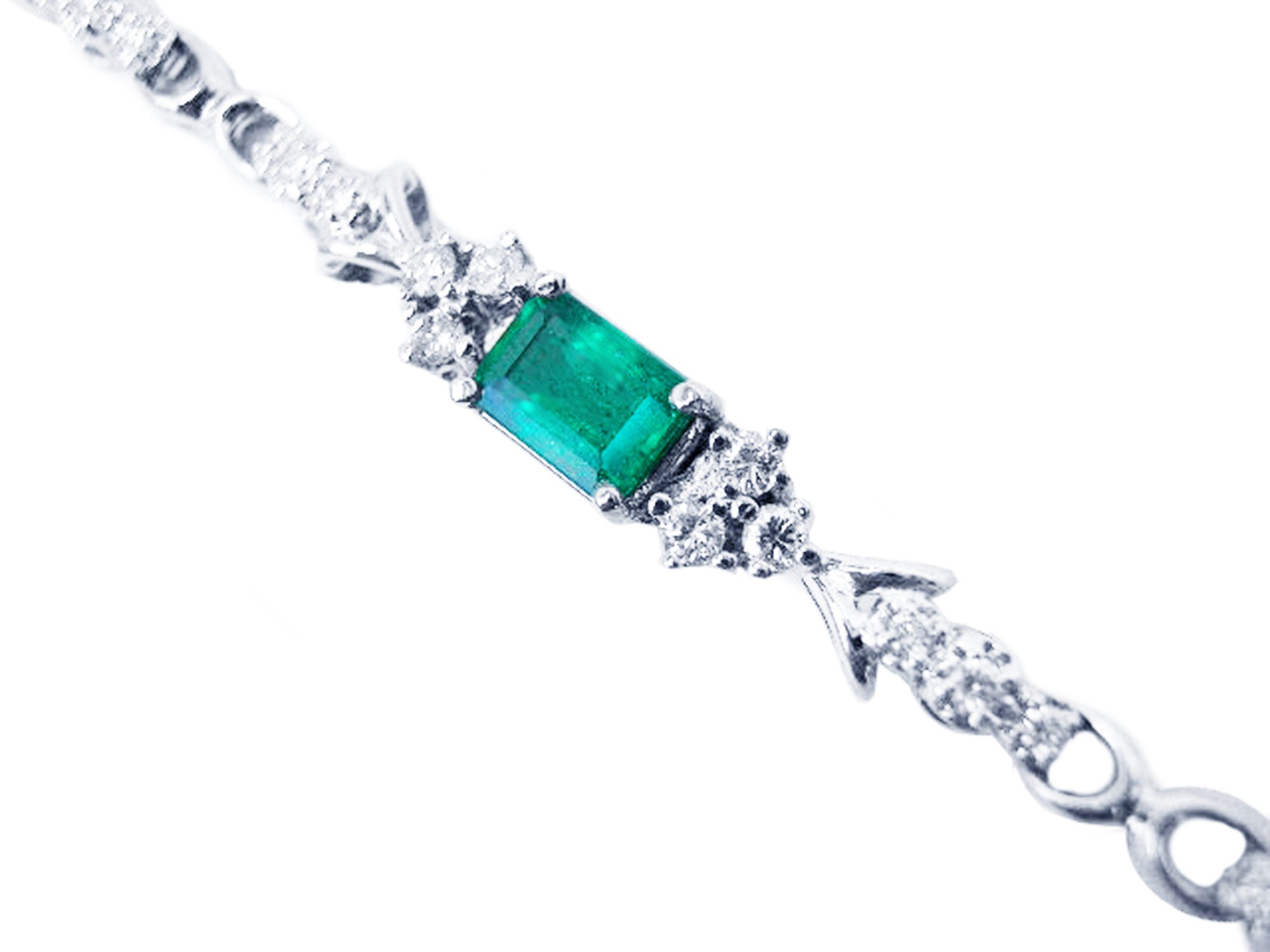 Emerald jewelry for sale in USA