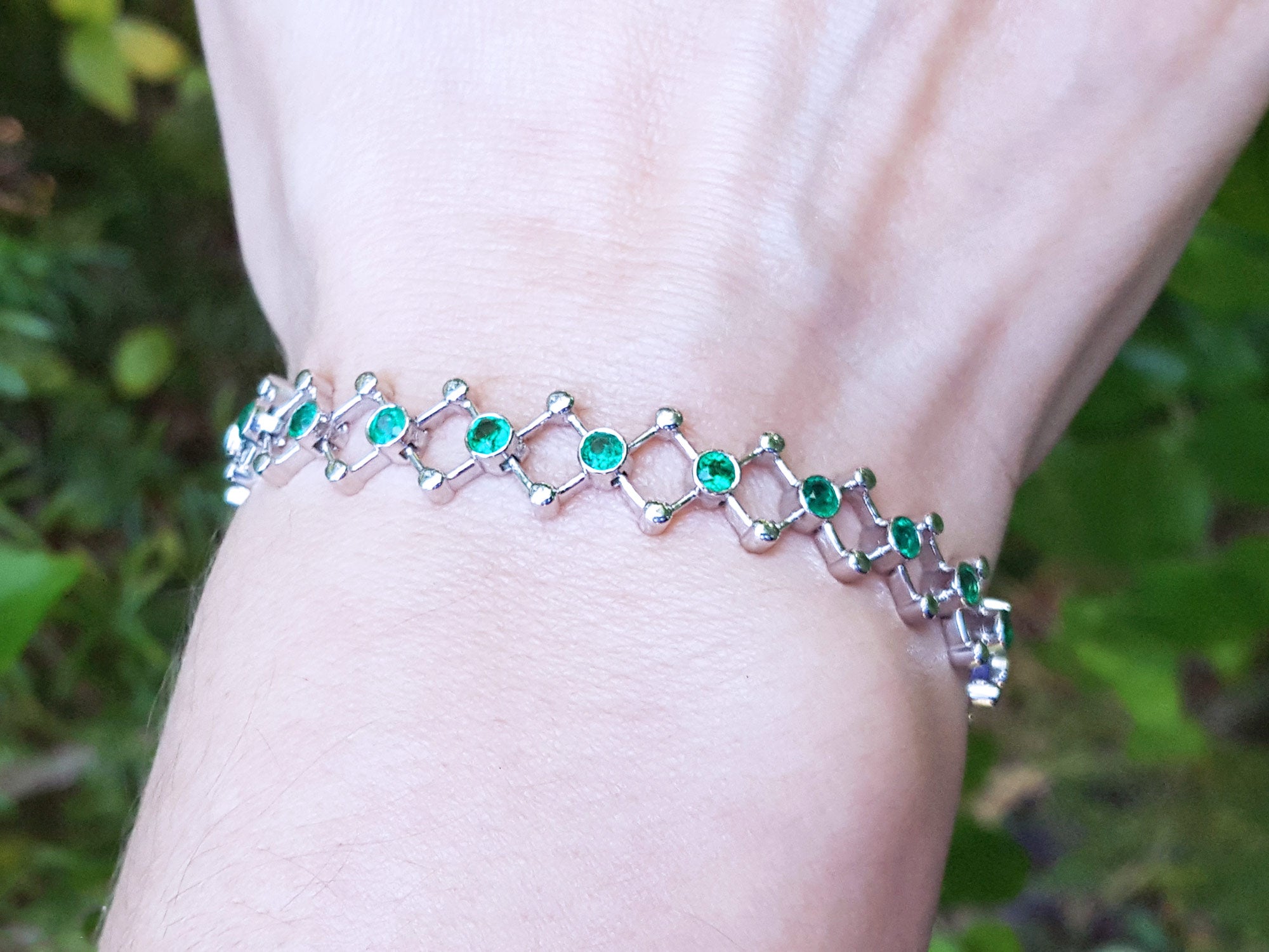 emerald bracelet for women