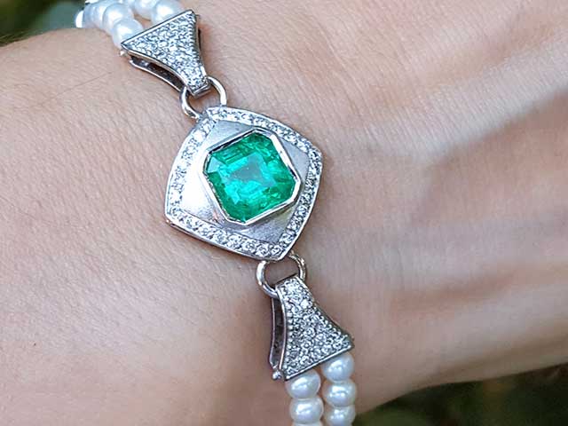 18K Authentic Colombian emeralds solid gold jewelry
