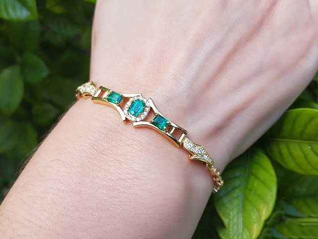 Authentic Colombian emerald bracelet