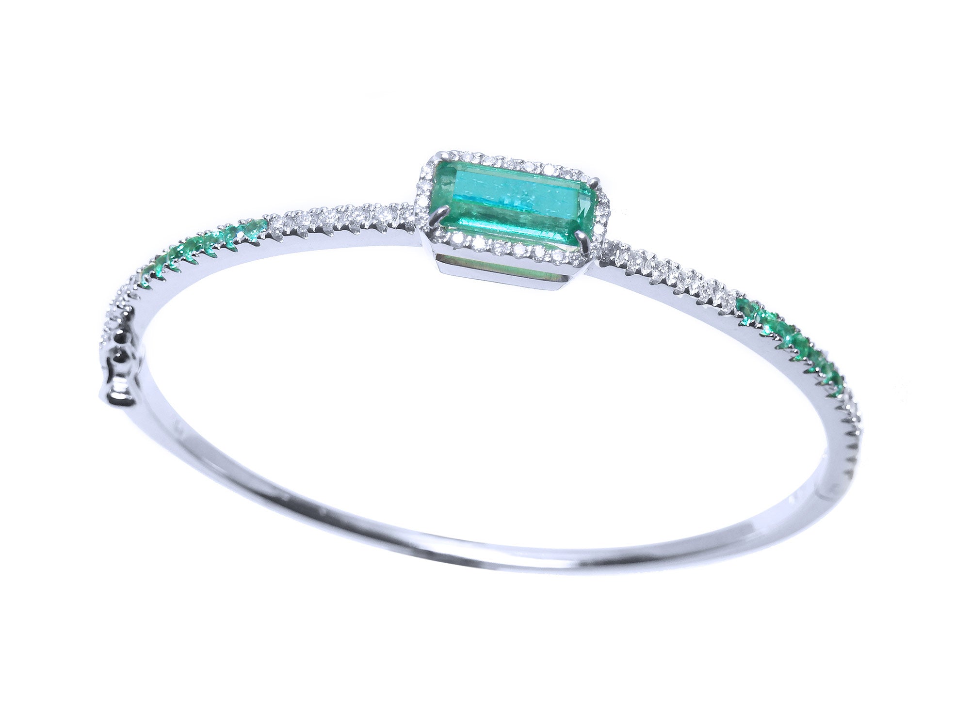 Mothe&#39;s Day emerald bracelets for sale
