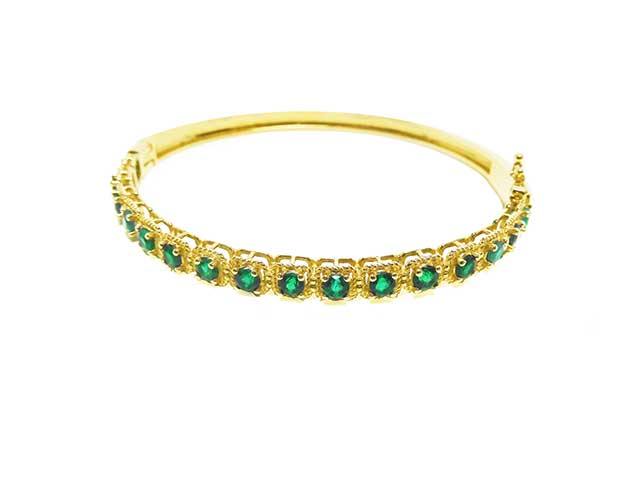 Affordable jewelry with Colombian emeralds