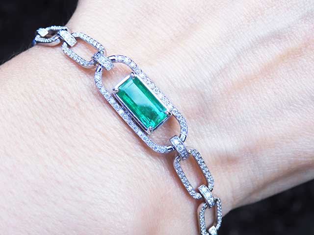Wholesale Colombian emerald bracelet