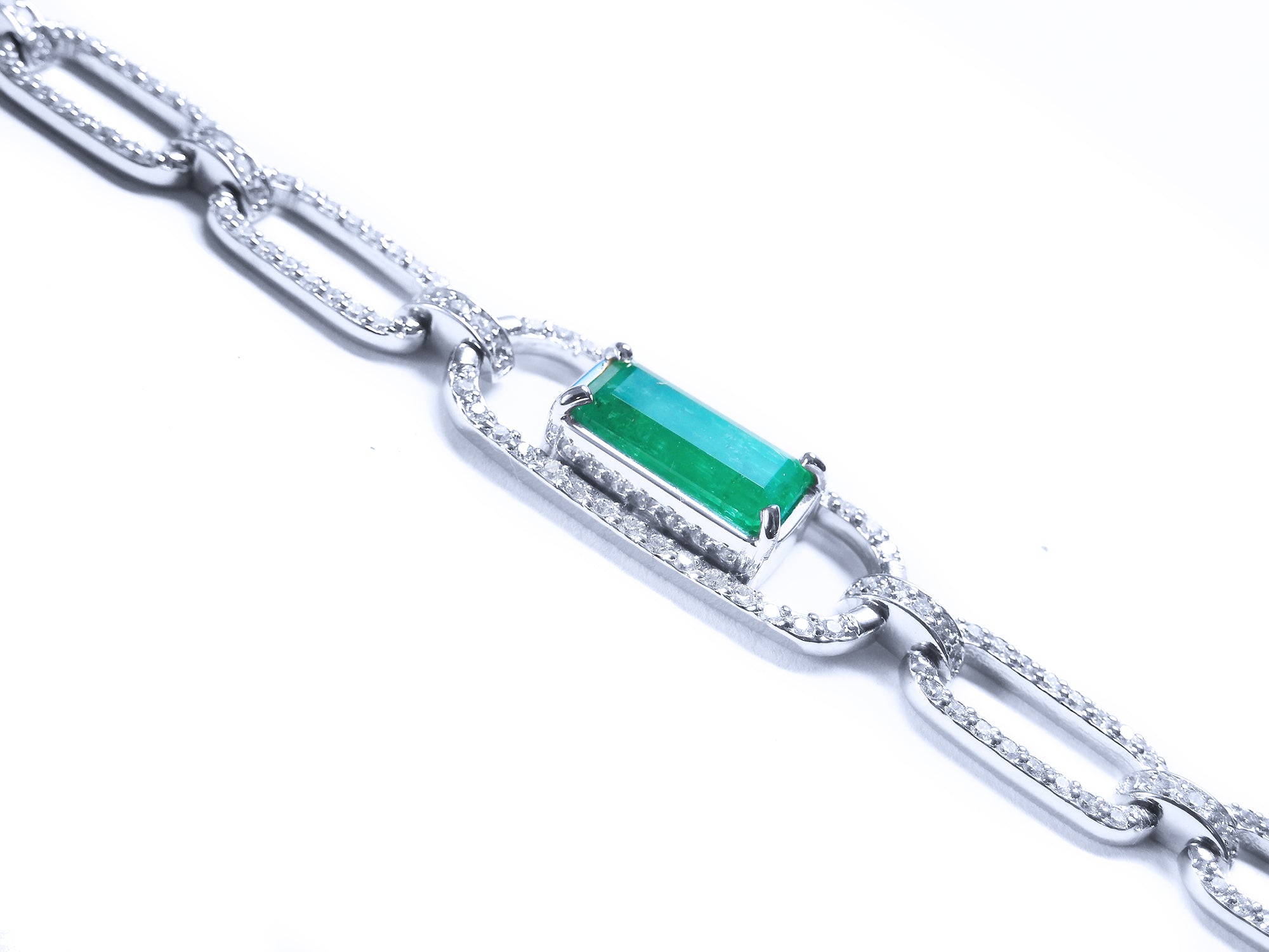 White gold and diamonds Paper clip emerald bracelet for her