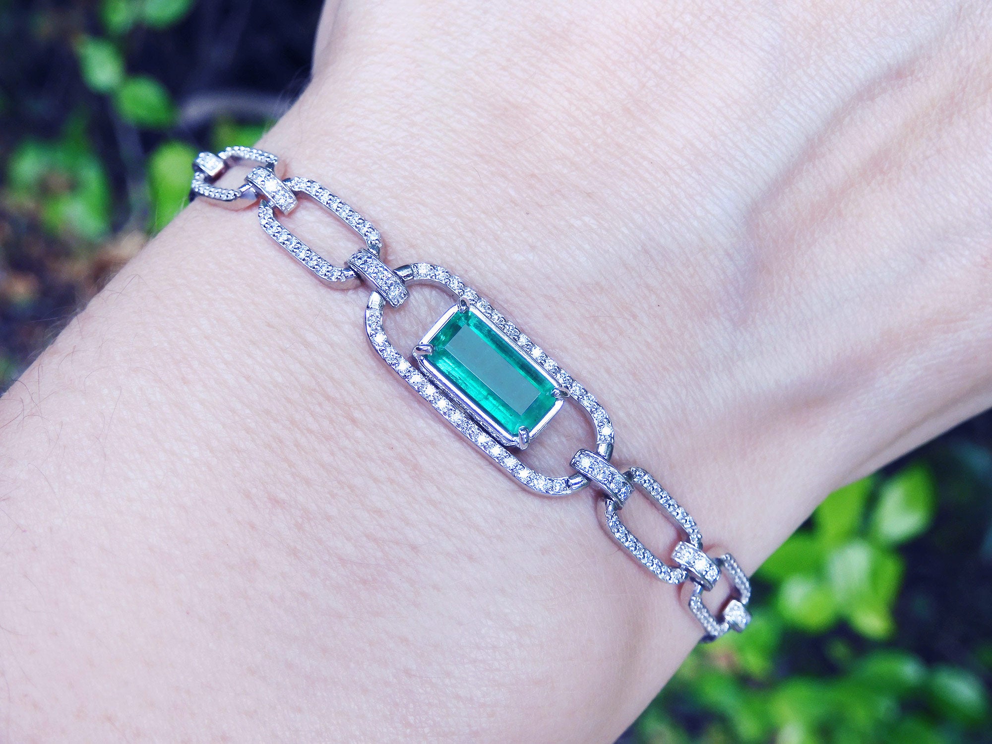 Emerald jewelry for women paperclip