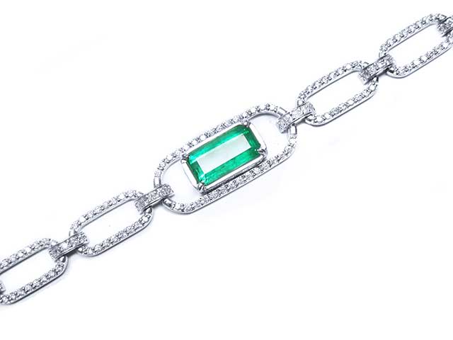 14K Solid gold emerald bracelet