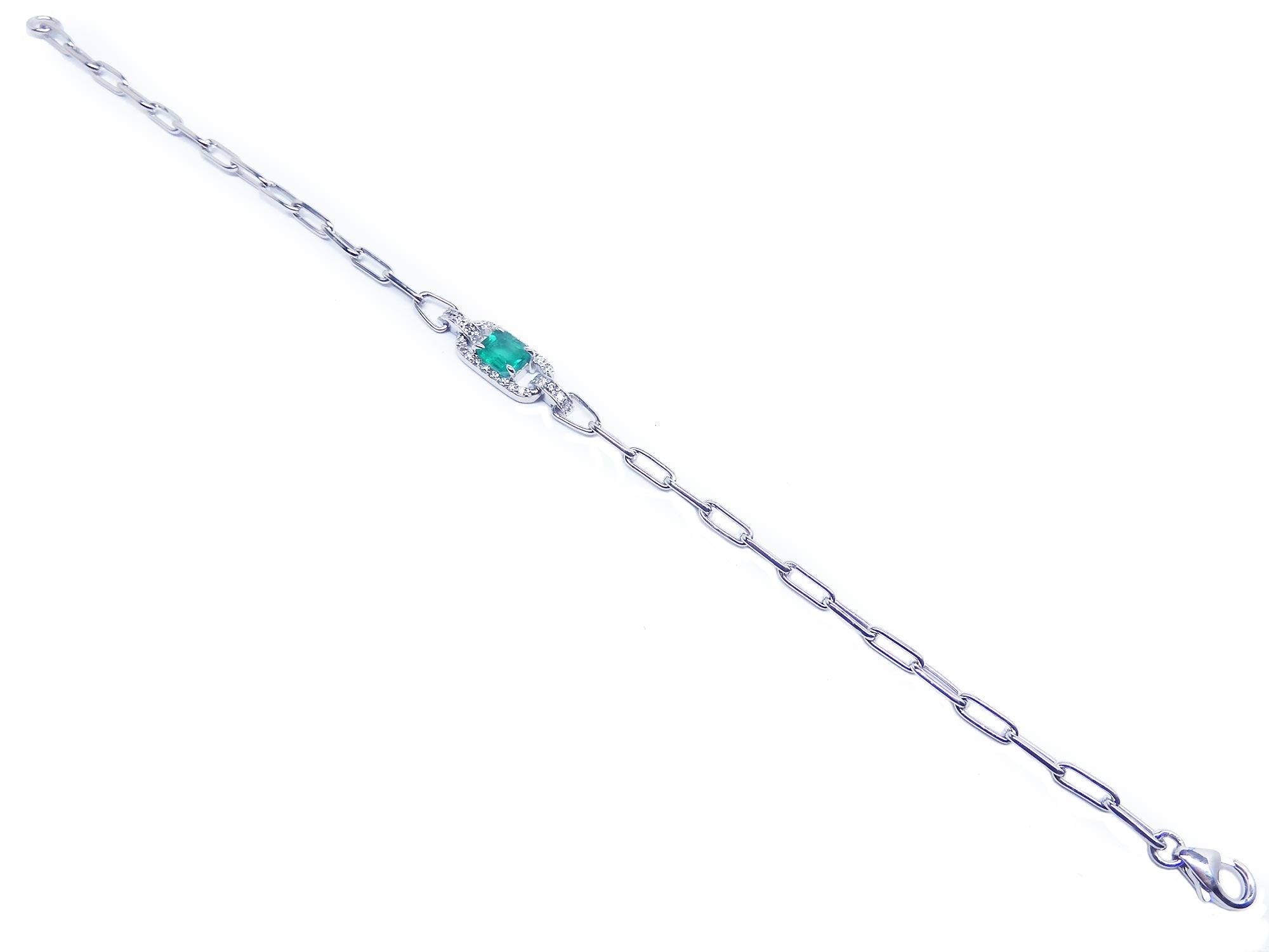 Women&#39;s emerald bracelet