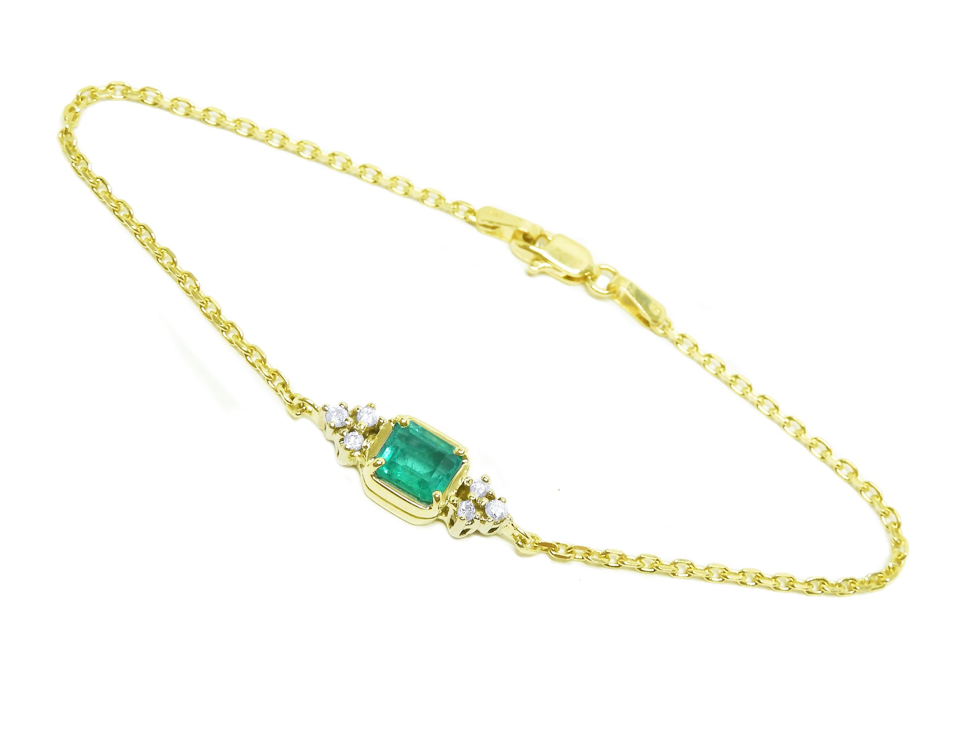Women&#39;s Emerald bracelet