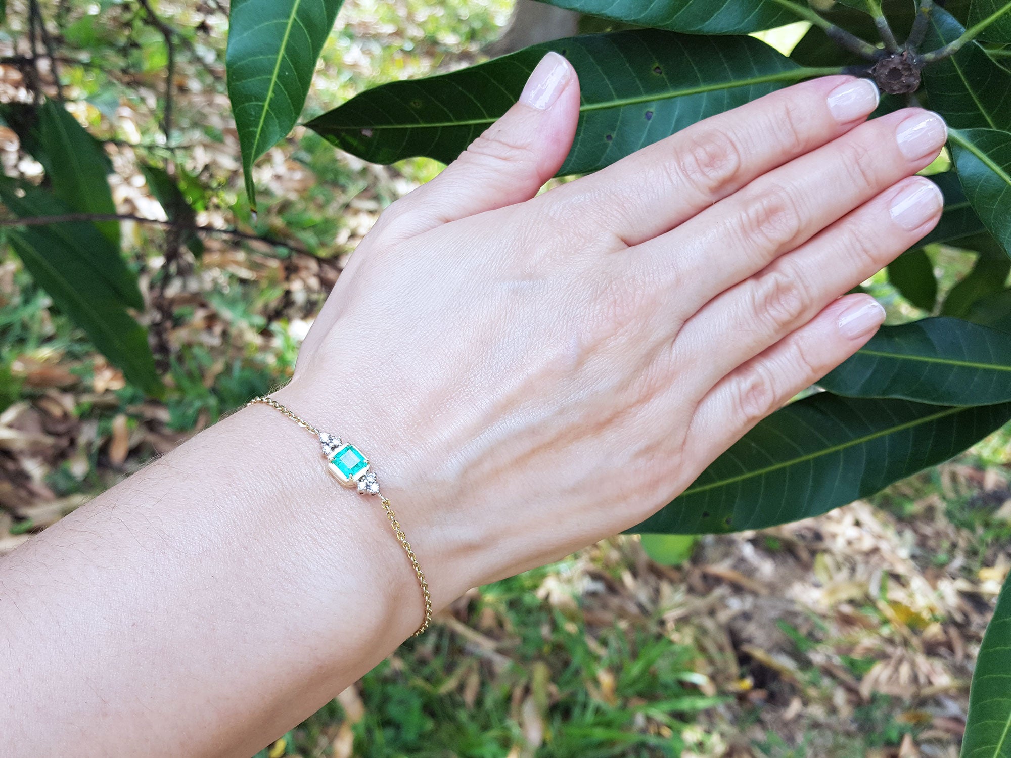 14k Emerald bracelet