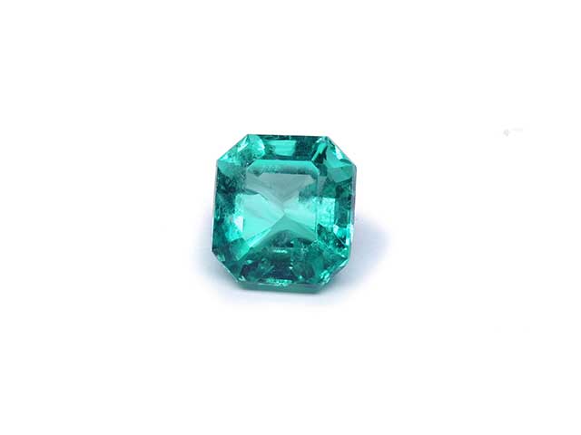 Real Colombian emeralds gemstone