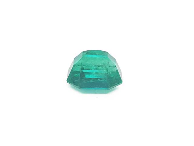 Genuine loose emeralds