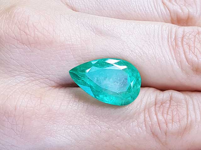 Green beryl Colombian emeralds