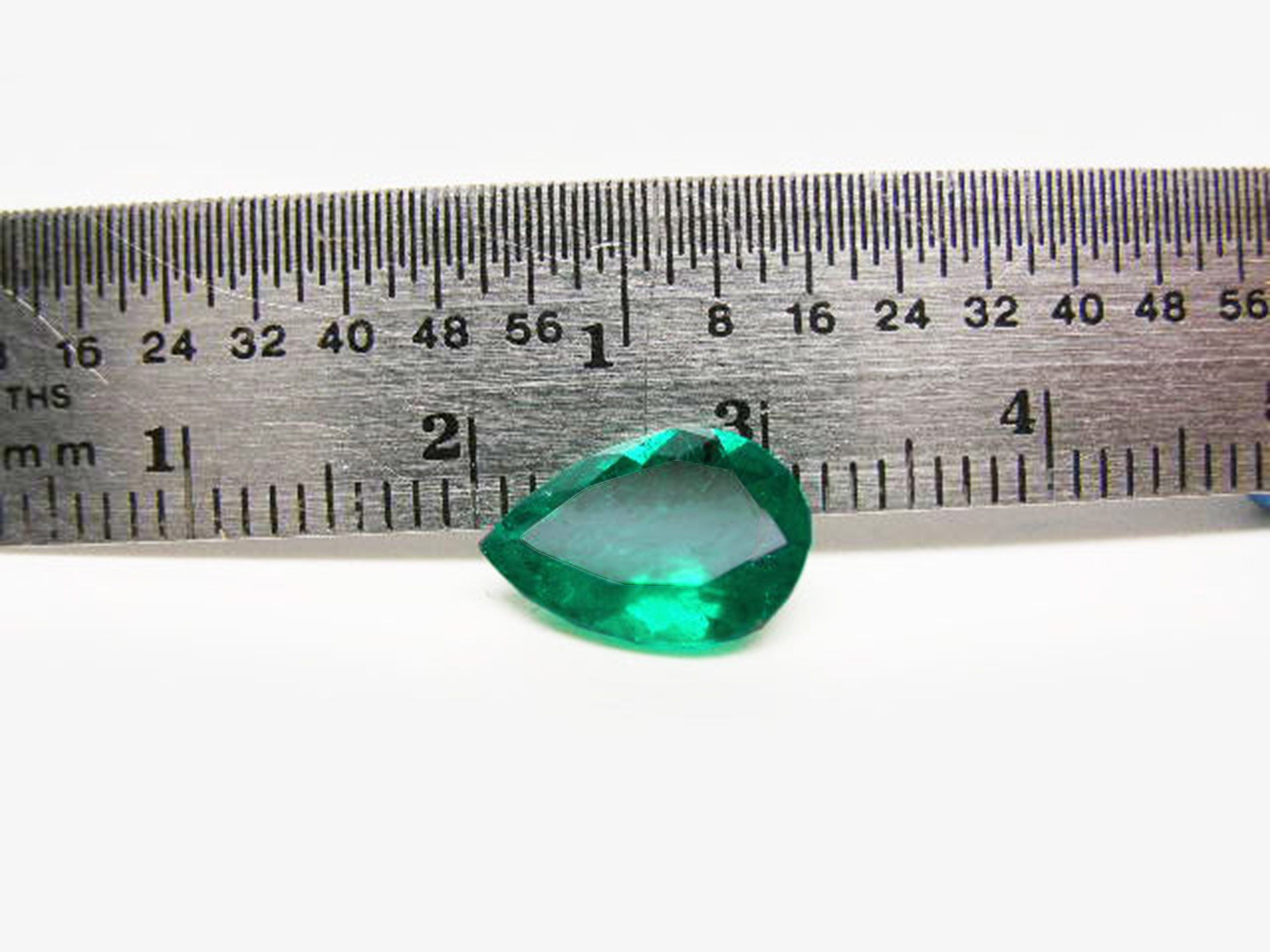 Colombian Muzo emeralds for sale