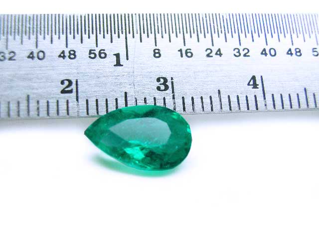 Green beryl Colombian emeralds