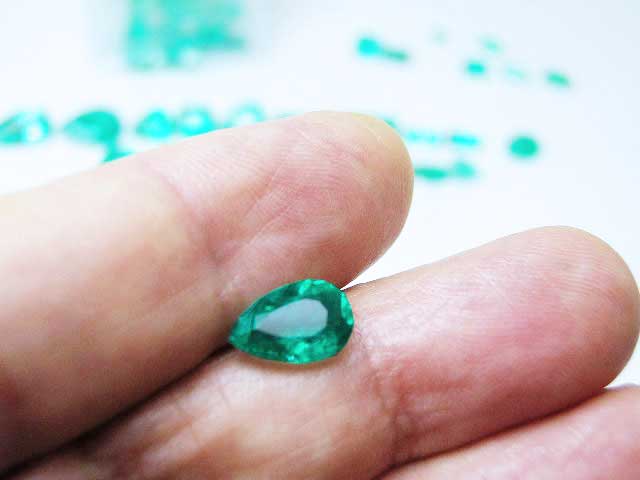 Pear shaped loose emeralds for sale