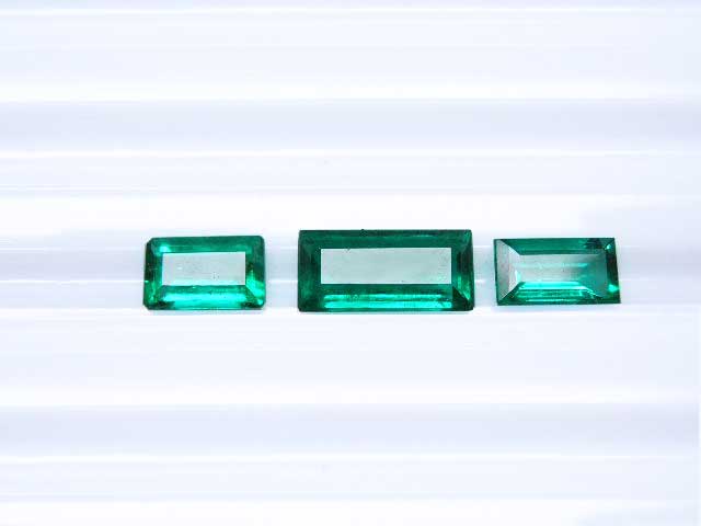 For necklace and earrrings Muzo born emeralds for sale