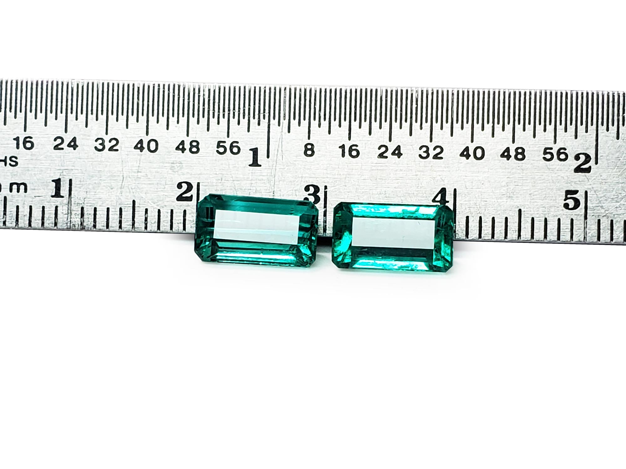 Matched pair loose emeralds for sale