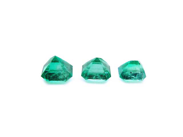 Emerald-cut loose emeralds for sale