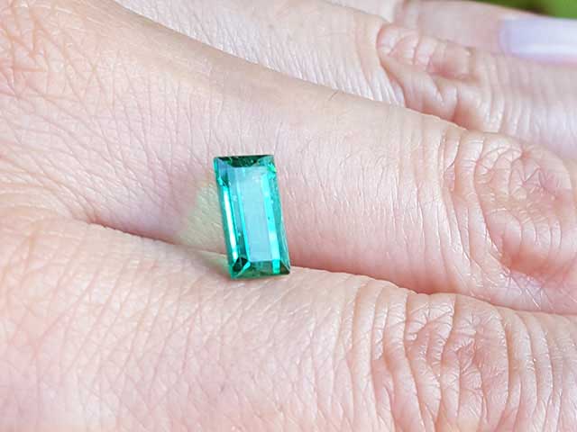 Natural Muzo emeralds for sale