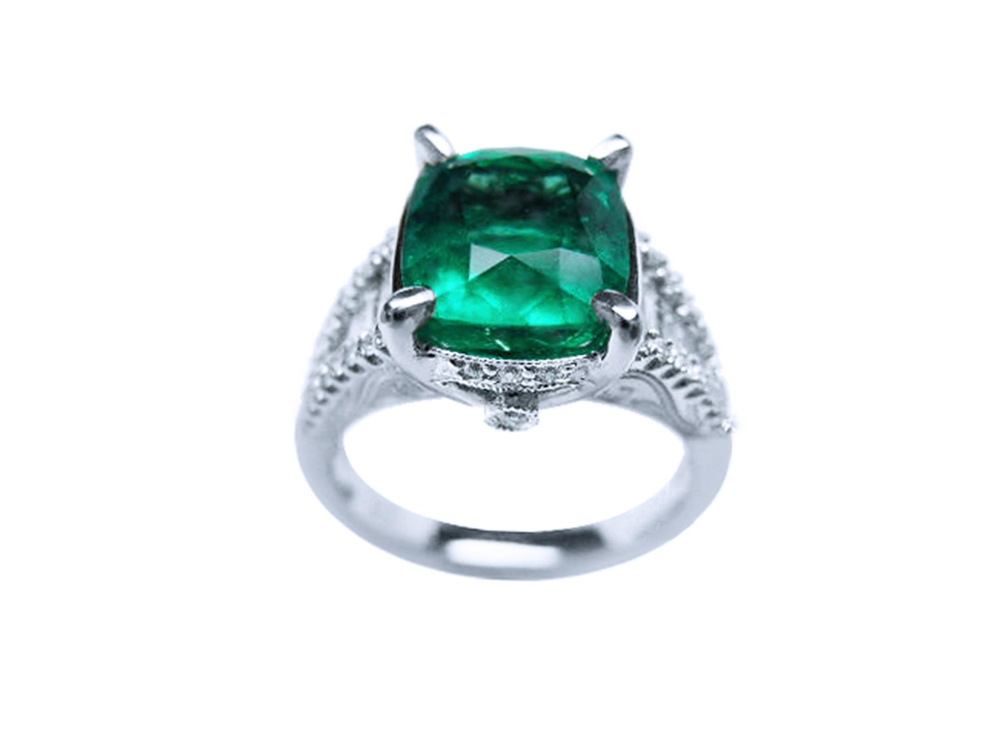 Emerald jewelry
