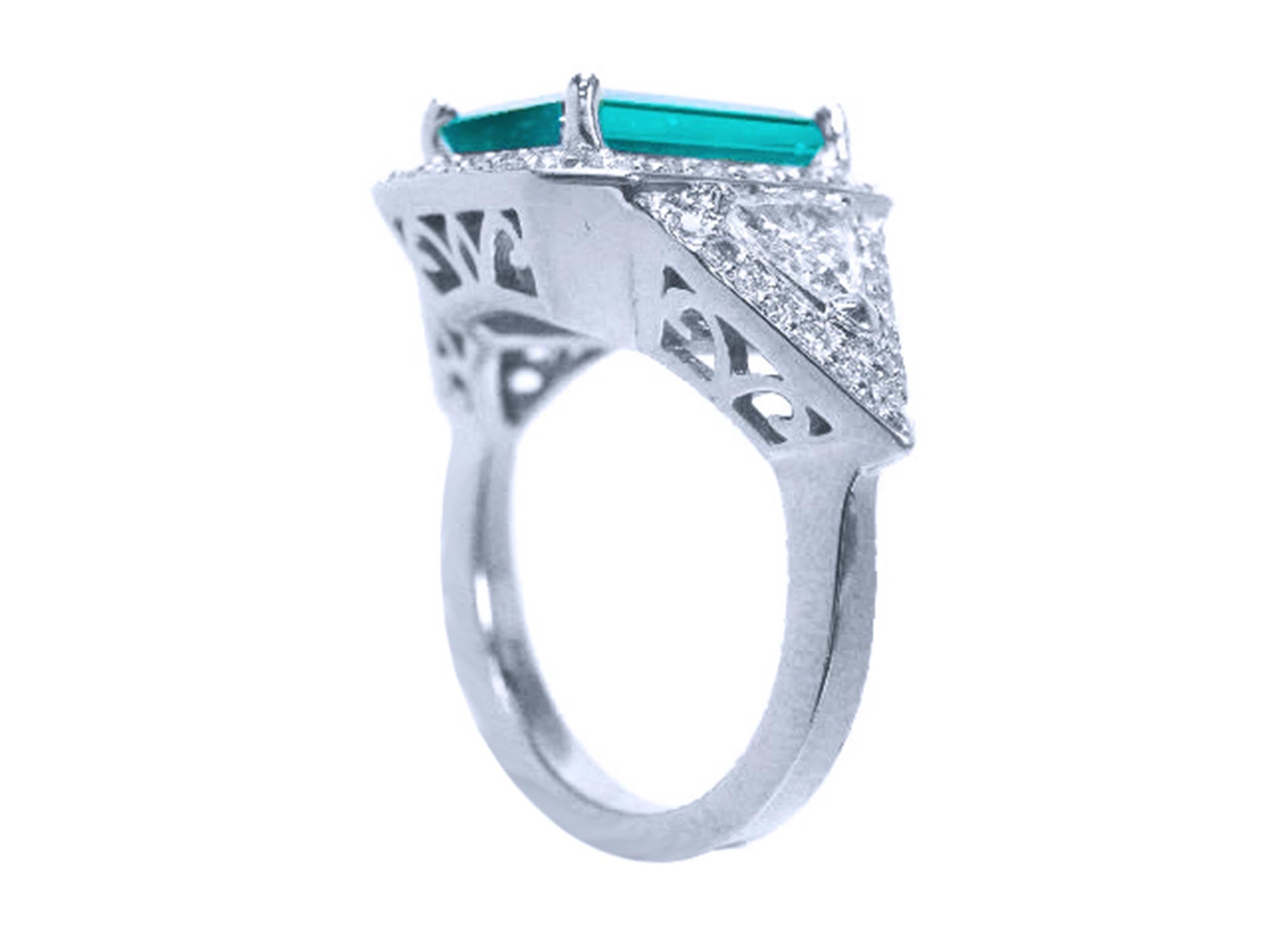 Anillo con esmeralda colombiana