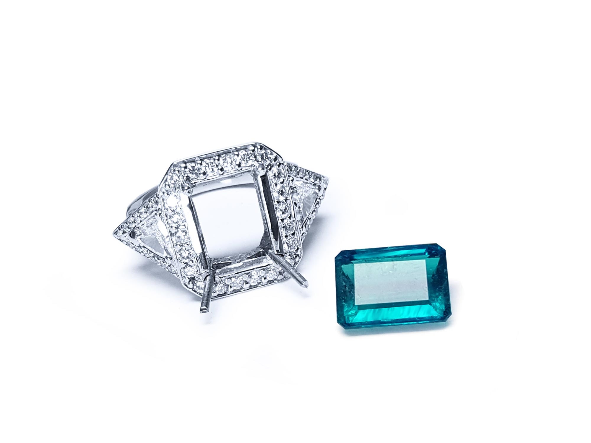 Emerald ring gold