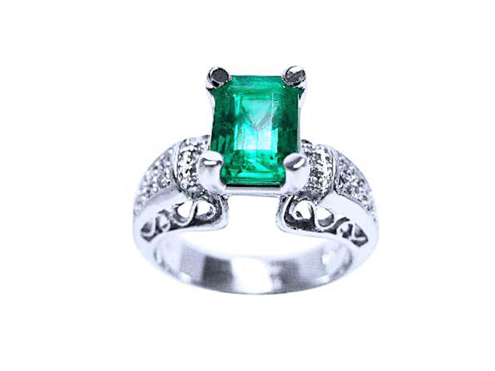 Anillo con esmeralda
