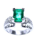Anillo para mujer con esmeralda