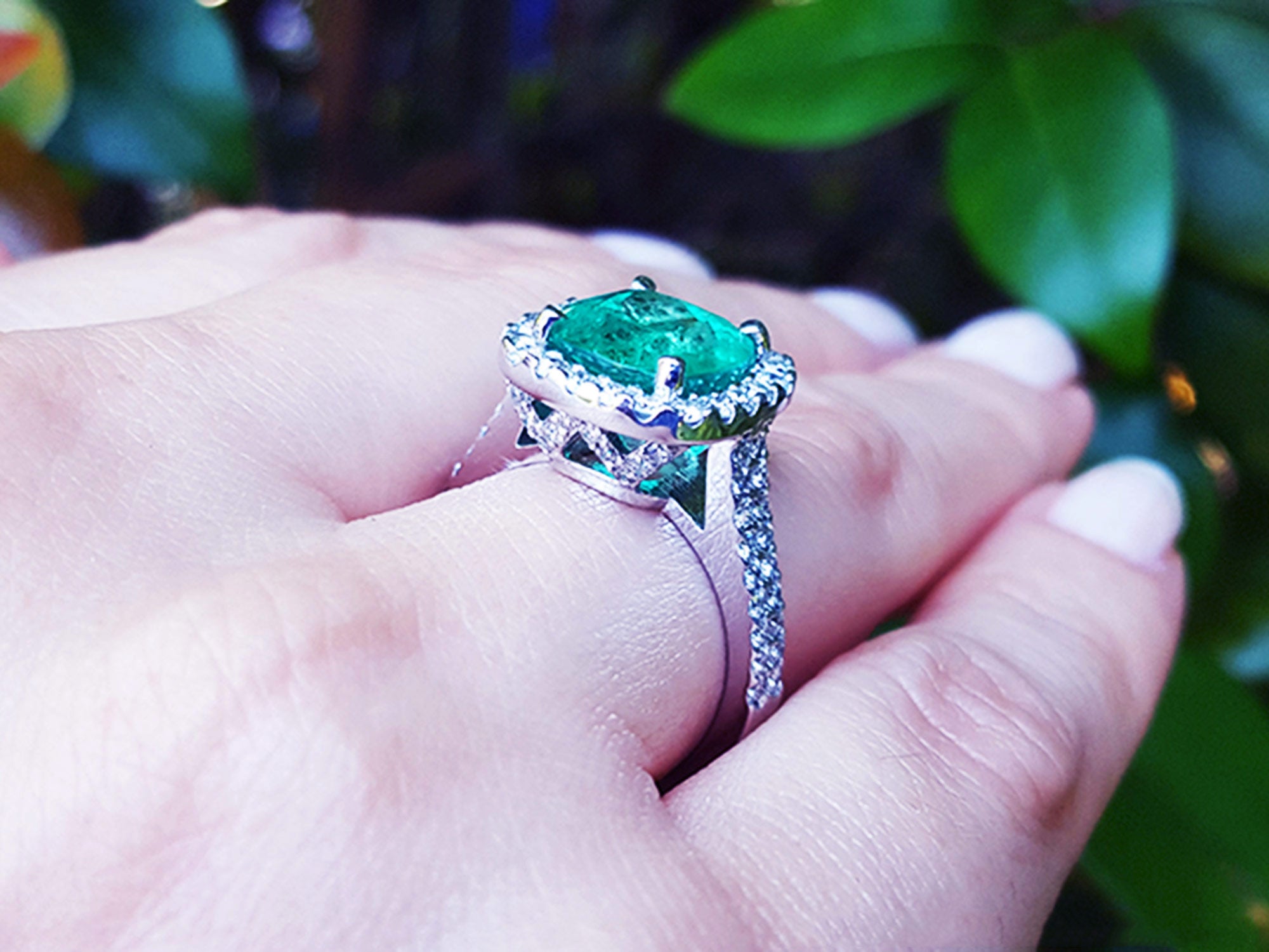 14k white gold emerald ring for ladies
