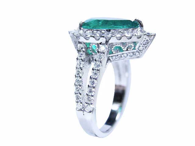 Real Colombian emeralds gemstone rings