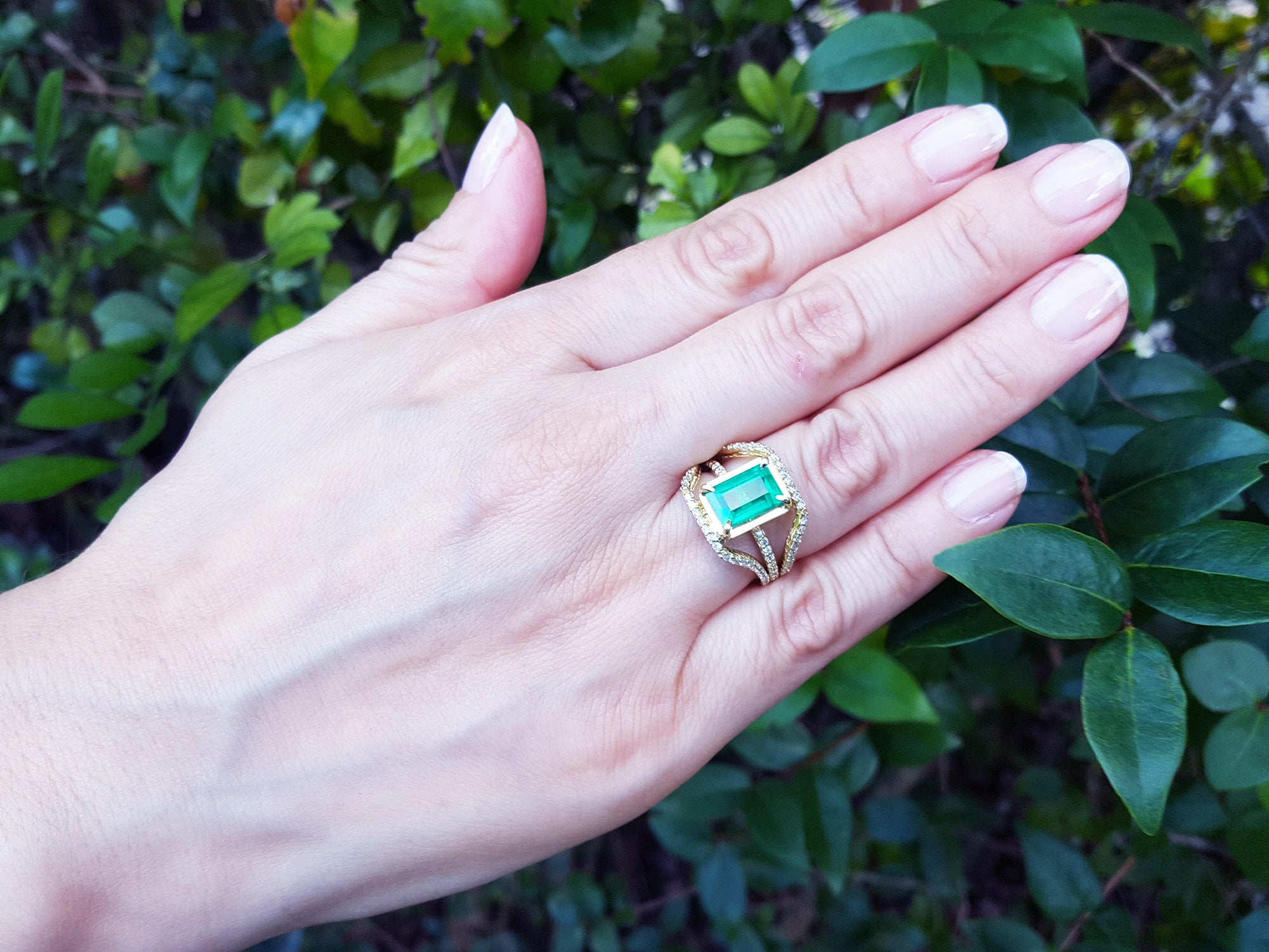 18k yellow gold emerald ring for women