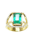 Natural Women’s emerald rings for sale