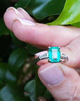 Women emerald engagement rings size 