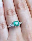 Colombian emerald women engagement rings