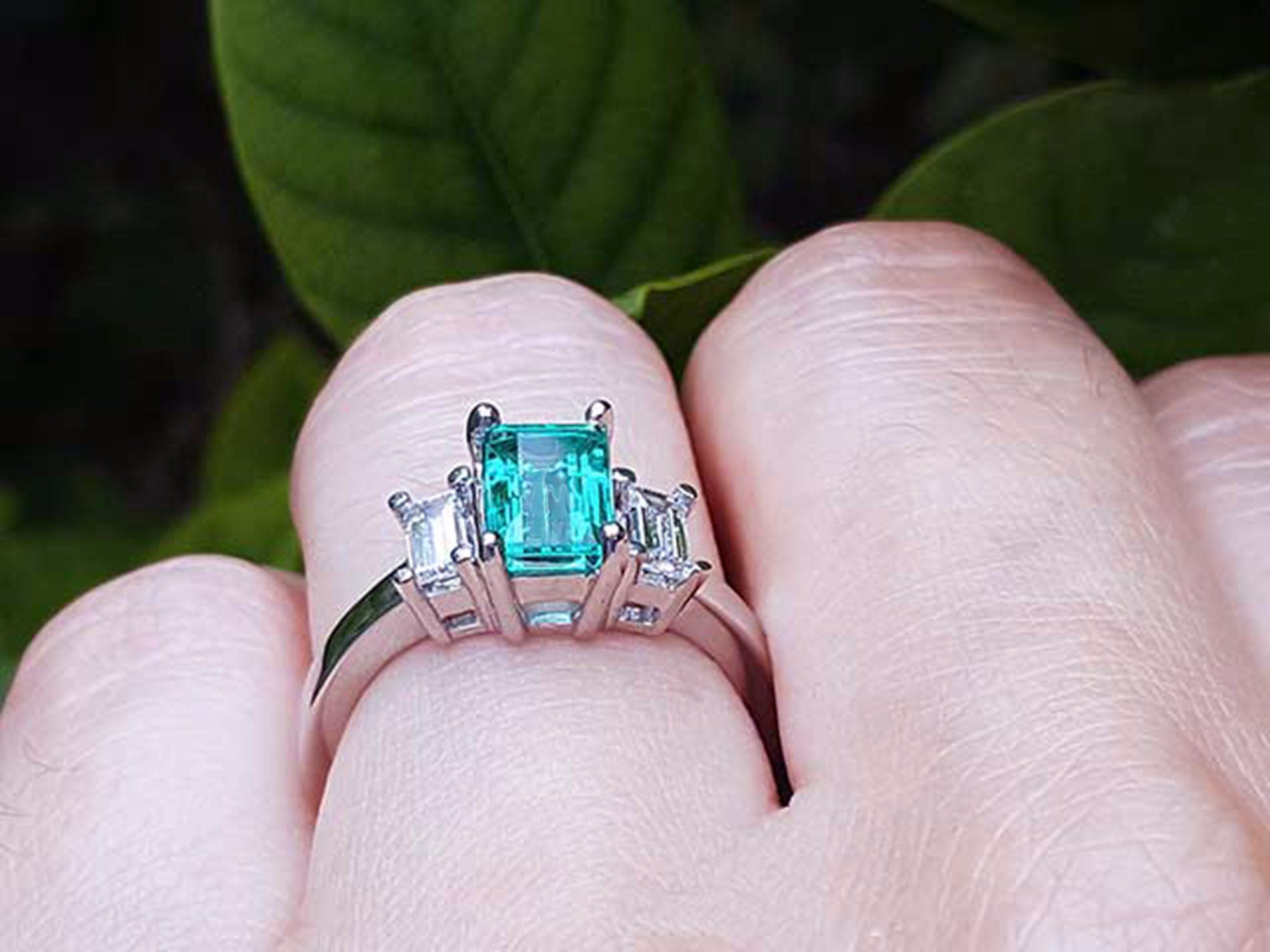 Emerald and baguette diamond rings for women