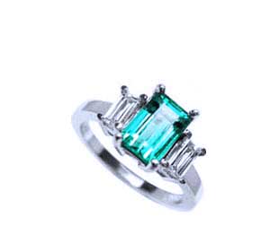 engagement ring emerald and straight baguette diamonds